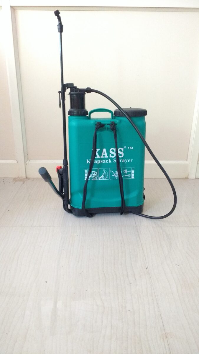A 16-litre knapsack sprayer of the type used for targeted weed spraying